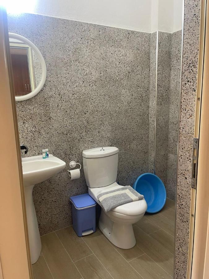 Hotel Vila Andi Zverneci Екстериор снимка